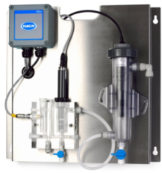 CLF10 sc Сензор за свободен хлор с взета чрез загребване проба (на панел)